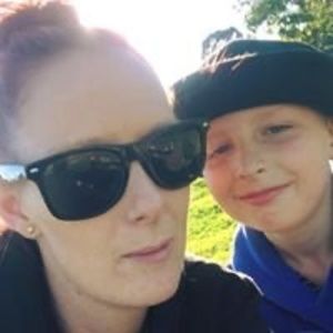 Meet your Posher, Crystal